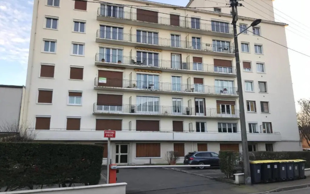 Studio 32 wifi