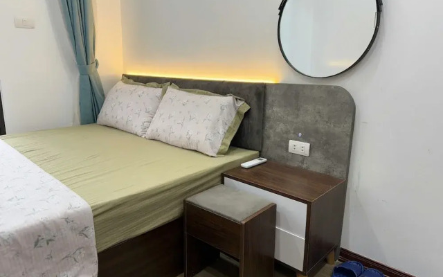 Ly Apartment & Home