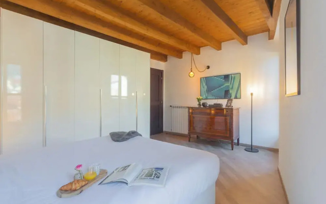 Luini 7 by Rentallcomo by Rent all Como