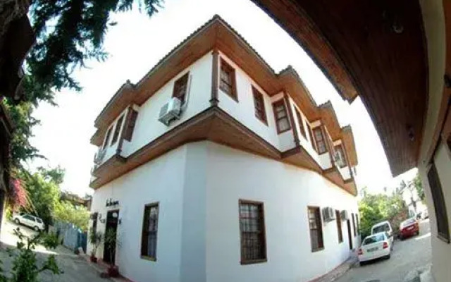 Mavi & Ani Pansiyon