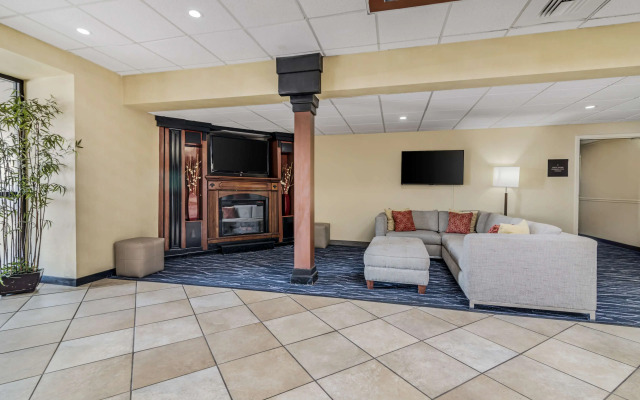 Best Western Plus Augusta Civic Center Inn