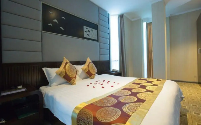 Sein Sein hotel