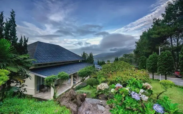 Resort Agrowisata Perkebunan Tambi