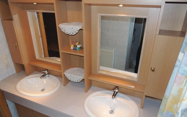 Nice Apartment in Krimml With 2 Bedrooms