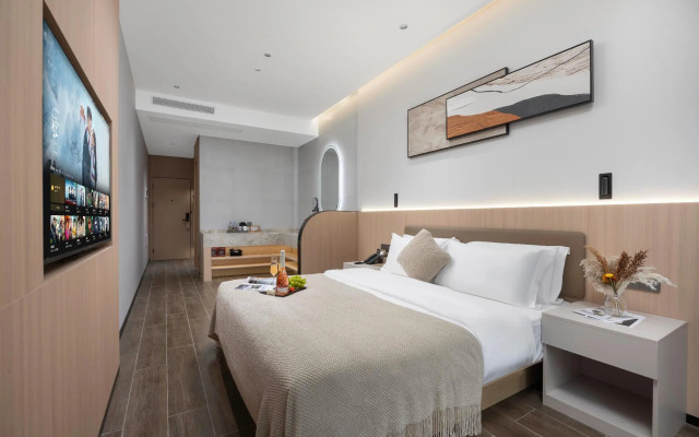 Guangzhou Lingyue Hotel (Canton Fair Transfer Service)