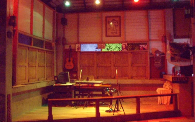 Pai Happy Village
