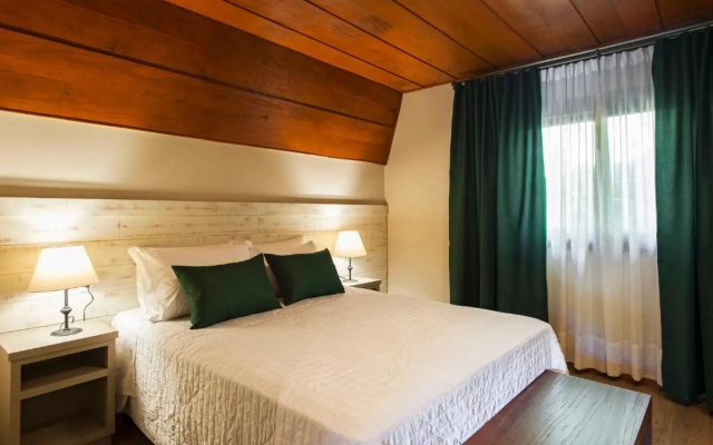 Hotel Fioreze Chalés