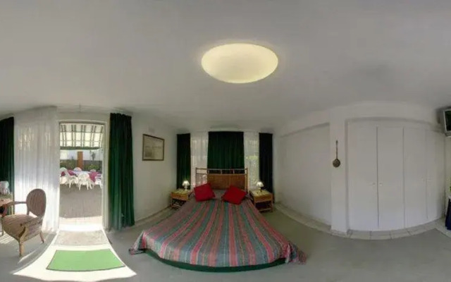 Cosy Den B&B Luxury Guest House Style