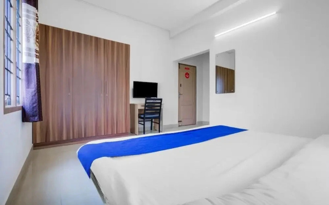 Silverkey Pallikaranai By OYO Rooms