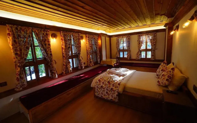 Yeni Konak Hotel