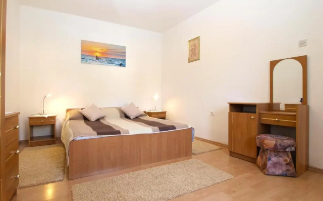 Apartment Riva Rabac 1825