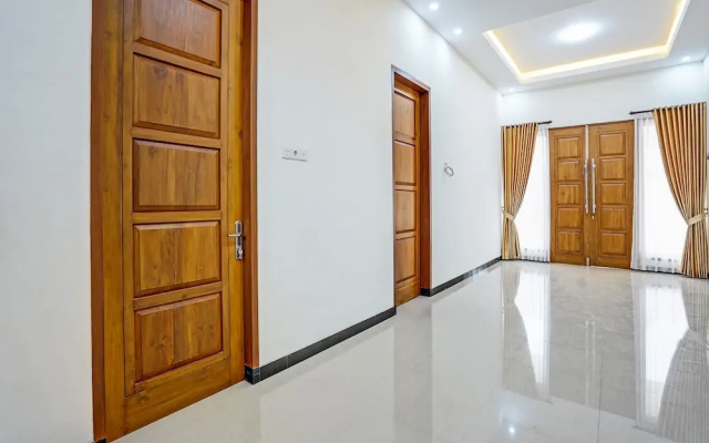 OYO Ipeda Family Residence 2
