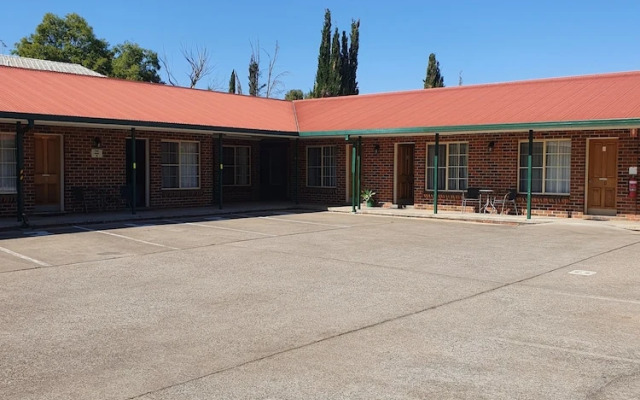 Alyn Motel