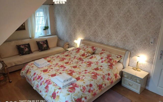 Blumen Apartment