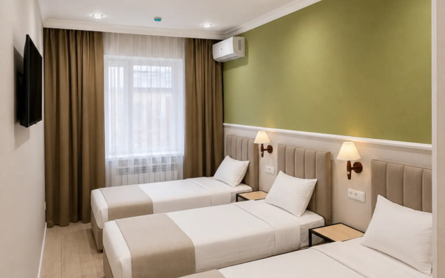 Отель Aqua Hotel Bishkek