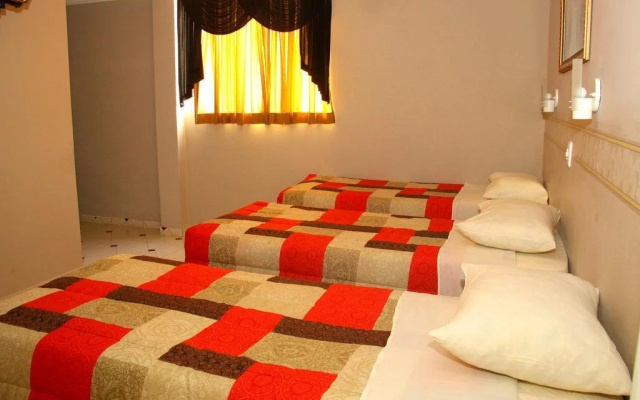 Hotel Park's Pedro de Toledo New