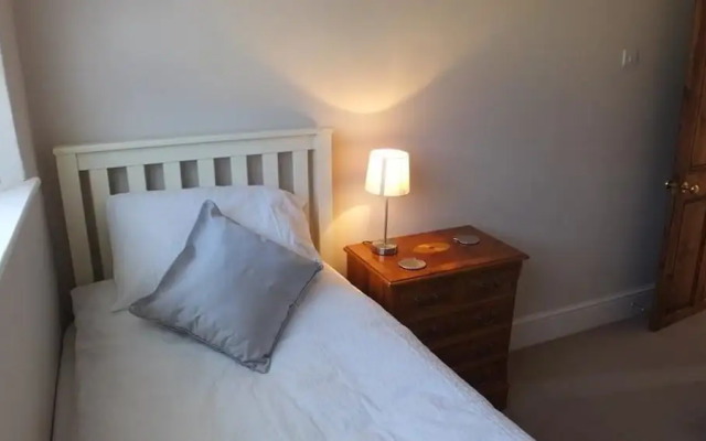 Lyndale House, Tenby
