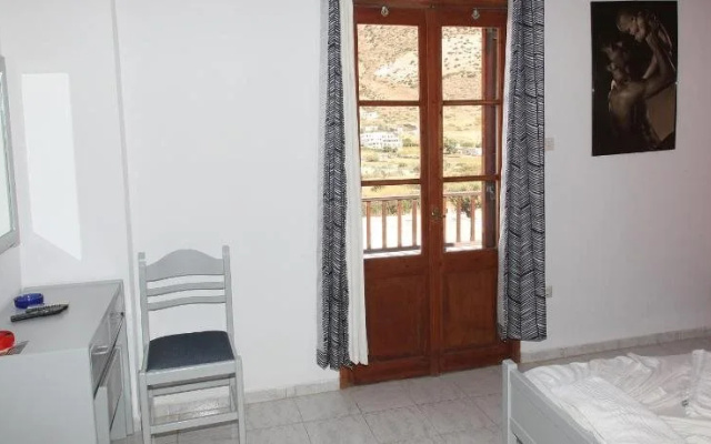 Kiki Hotel