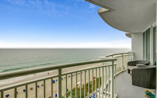 Condos at Sandy Beach by Beach Trips