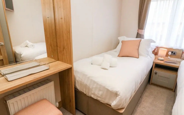 Curlew Lodge