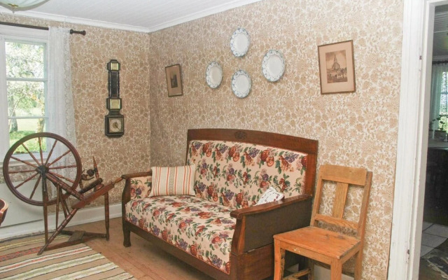 Awesome Home in Brålanda With 1 Bedrooms