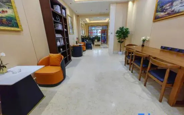 Vienna International Hotel (Dali Xiaguan City)