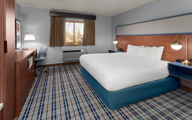AmericInn by Wyndham Green Bay West