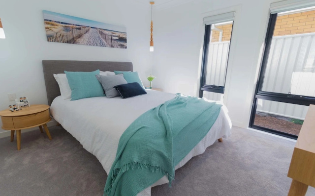 Surfers Paradise Holiday Beach House