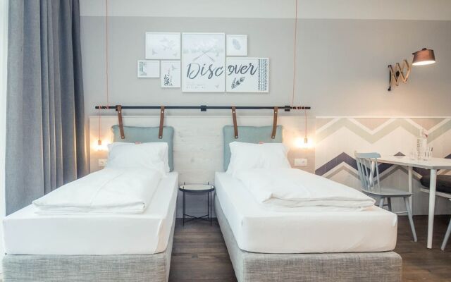 Отель Urban Lodge - Apartments Vienna Австрия, Вена - отзывы, цены и фото номеров - забронировать отель Urban Lodge - Apartments Vienna онлайн комната для гостей