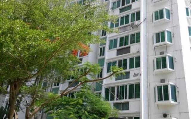 Апартаменты Yelinyuan Holiday Apartments вид на фасад