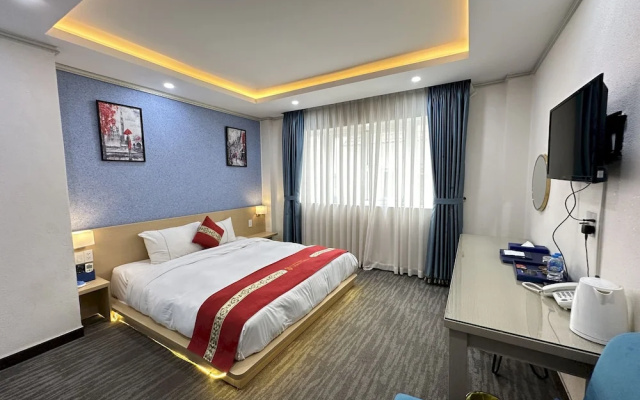 Capital O 1177 Saigon Sweet Hotel
