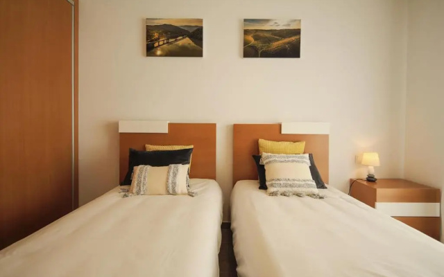 Casa dos 4 Caminhos - Guest House Douro