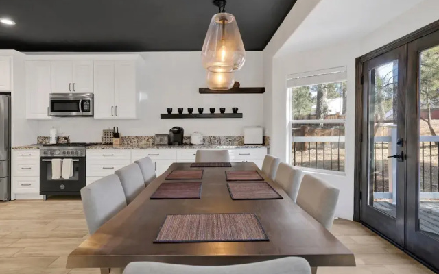 Hillside Hideaway #603