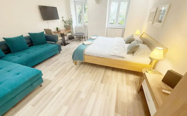 Cozy 1BR Apt Near Amusement Park Vienna