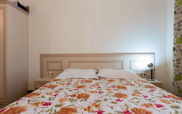 Апартаменты One Bedroom Apartment with Balcony комната для гостей