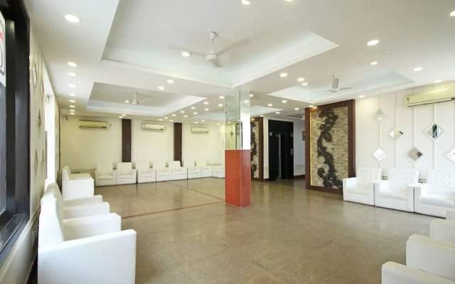 OYO 5741 Grand Highway