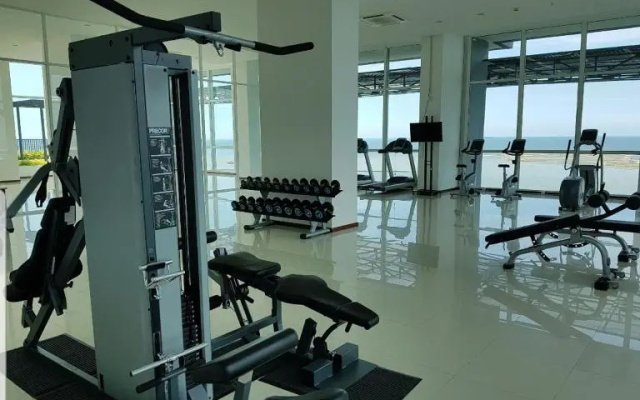 4 Bed Condo Sleeping by The Sea