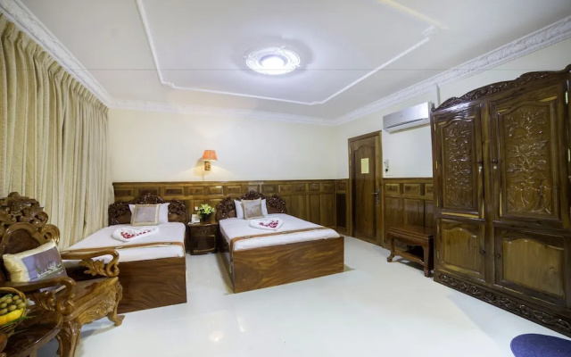 International Hotel