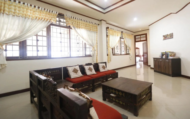 RedDoorz Syariah near Gelora Delta Sidoarjo