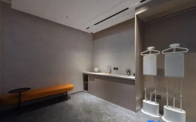 Starway Hotel (Datong Ancient City Qingyuan Gate Huayan Monastery)