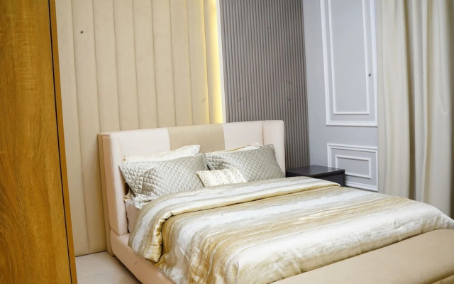 Stylish 1 BR for rent G005