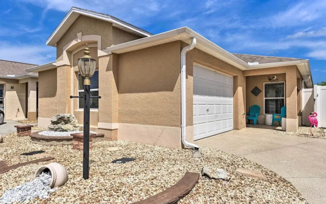 Sunny Courtyard Villa w/ Patio: Golf & Dine!