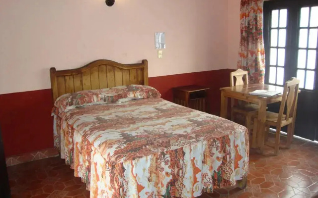 Hotel Virreyes