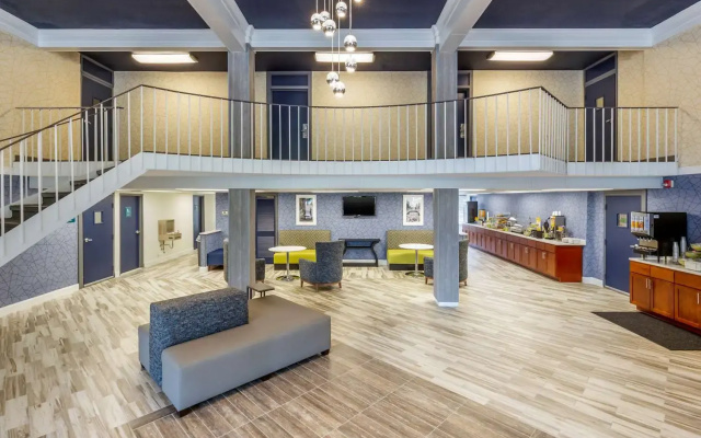 Quality Inn and Suites Apex Holly Springs