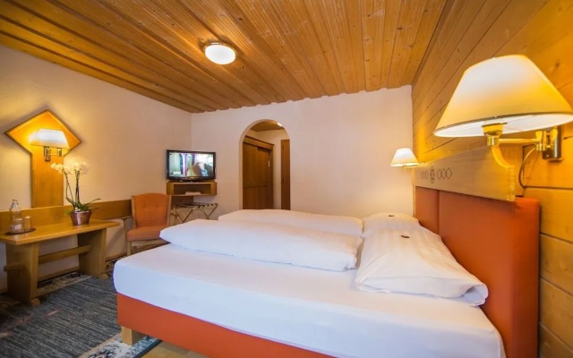 Hotel Cresta