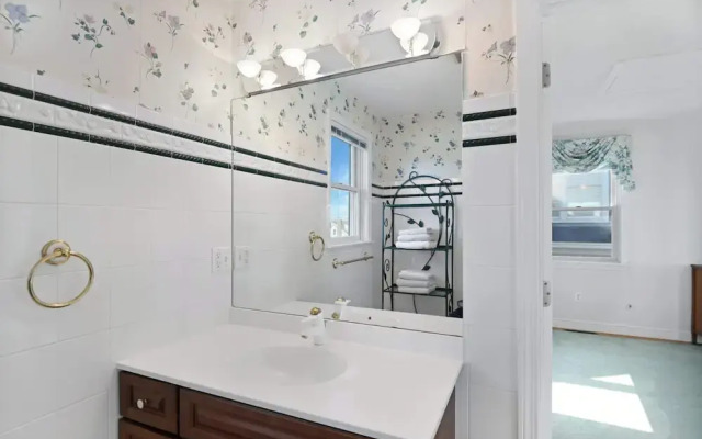 3BR Oceanfront on Nubble Cliffs!