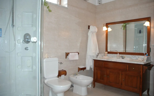 Al Vecchio Glicine - Bed & Breakfast