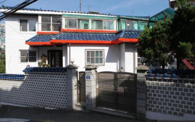 Отель Good Morning Korea Guest House вид на фасад