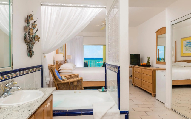 The Reef Beach Resort, East End, Grand Cayman