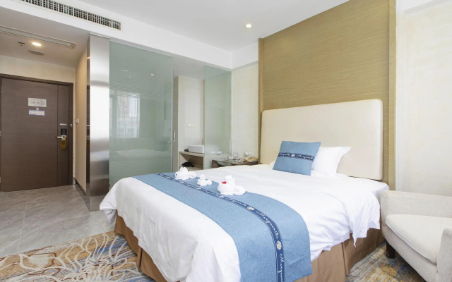 Phoenix Jinghua Hotel